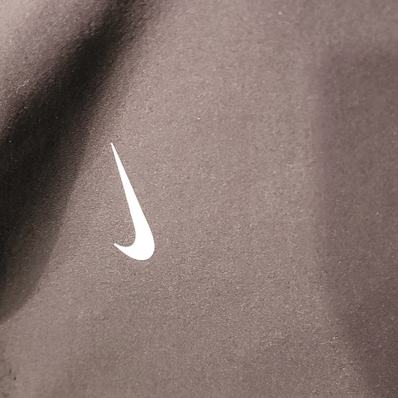 Nike Pro Dri Fit zippered hooded jacket - Picture 4 of 12